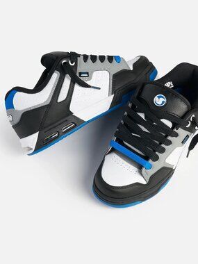 DVS Shoes Enduro Heir in White / Black / Blue, Size 9